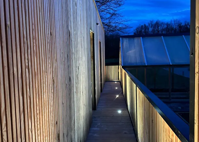 Les Tchanquees * Bourg-Fidele